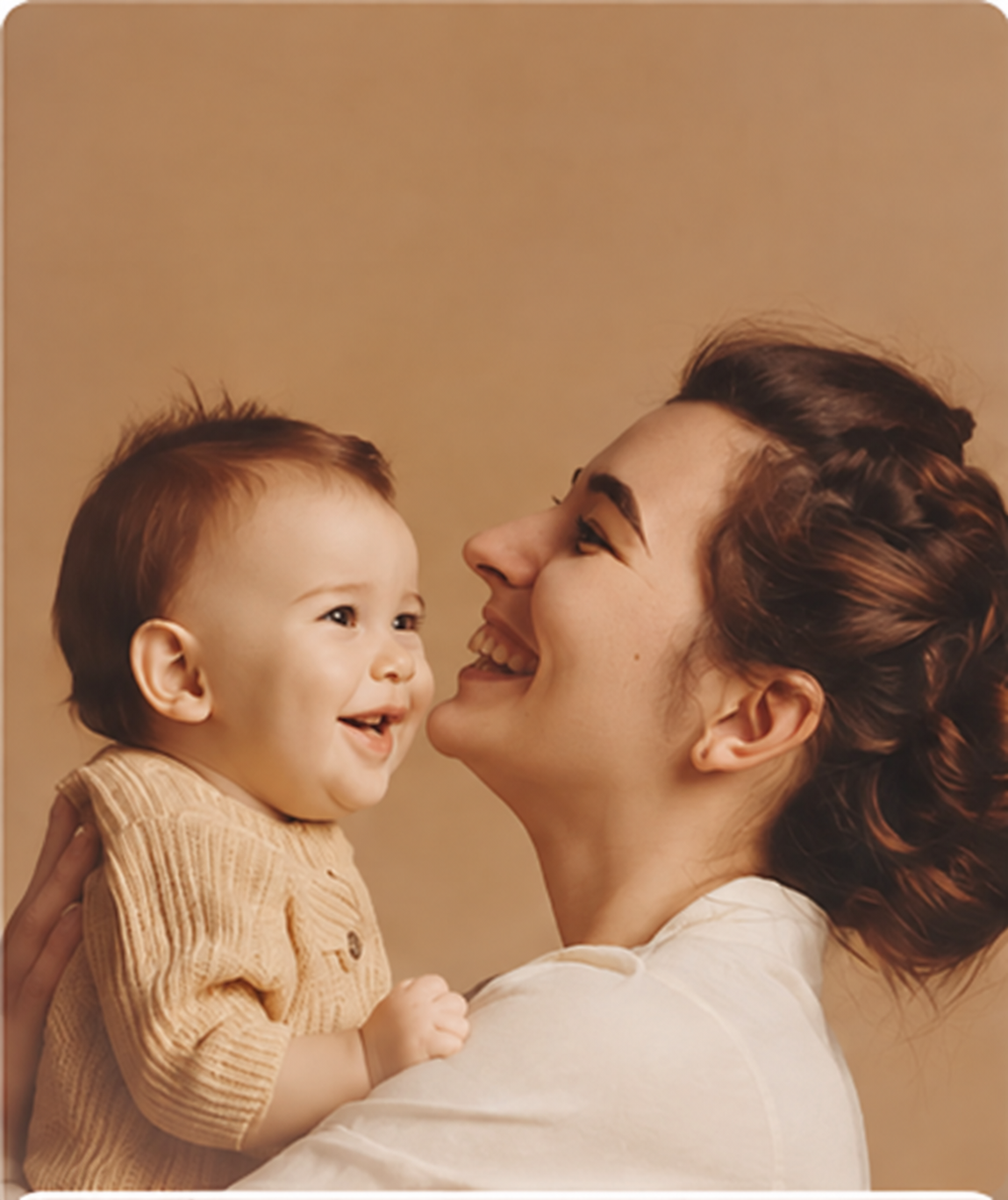 Mama z dzieckiem w projekcie strony O MAMO!