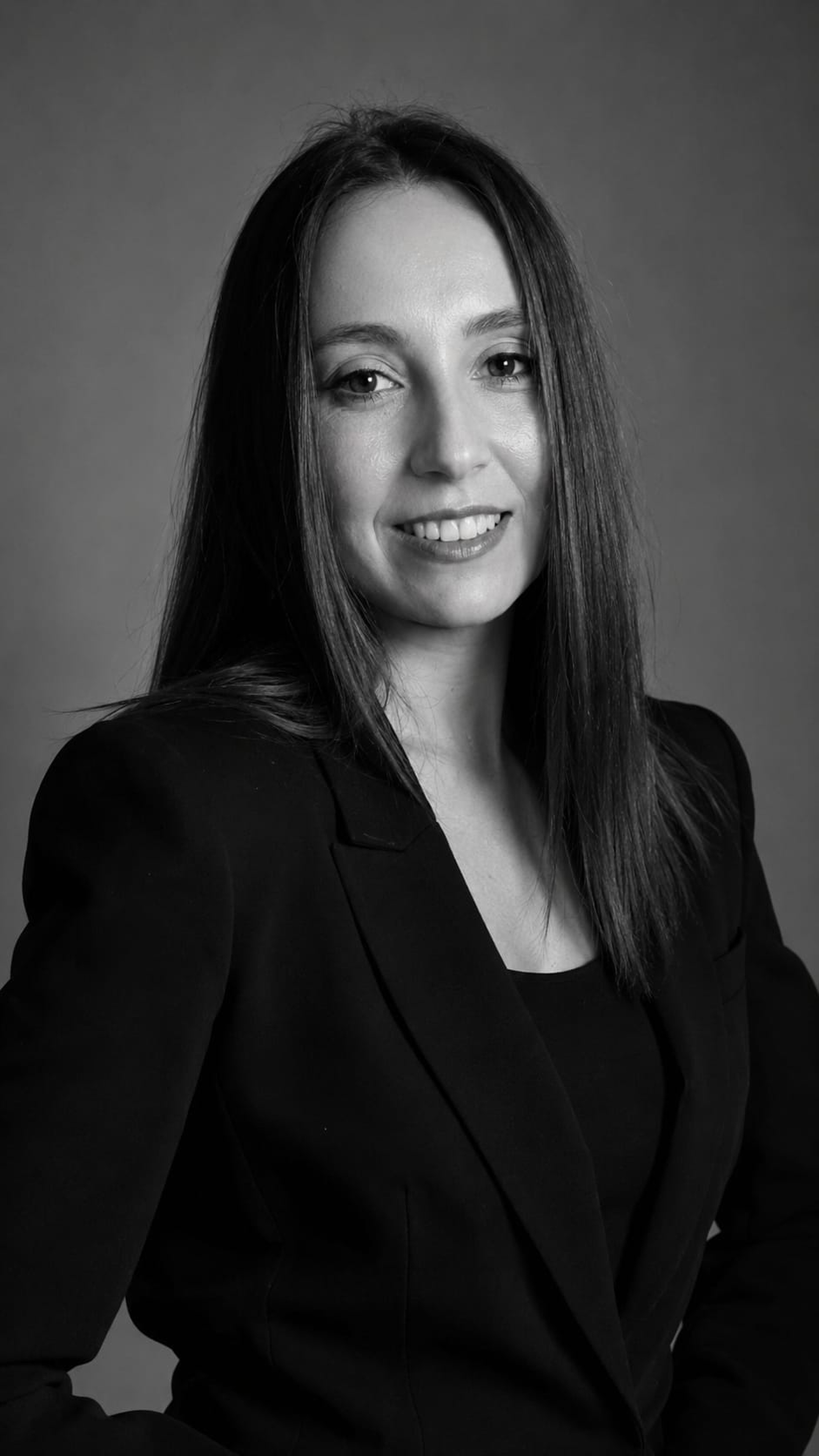 Joanna Mućka, portret czarno-biały